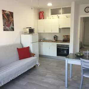 https://carihuela-palace-beach.hotelsinnerja.org